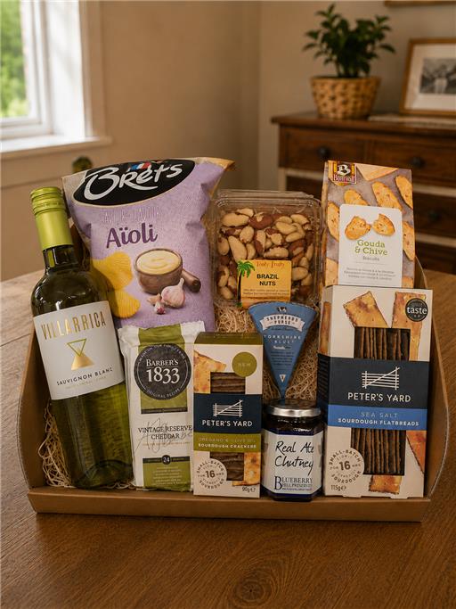 The Connoisseur's Cheese & White Wine Hamper