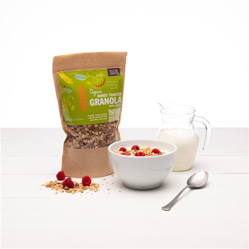 Granola Honey Toasted With Seeds and Cereals